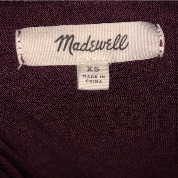 Outfit: T-shirt and skirt! Maroon T-shirt by MADEWELL and multicolored skirt - Picture 8 of 8